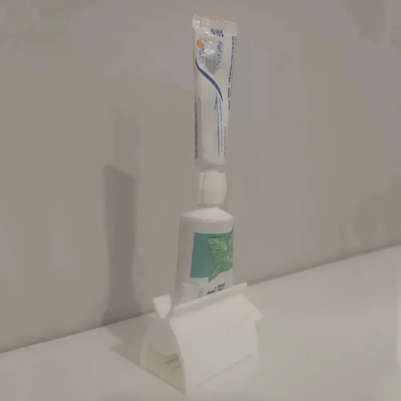Leak-Proof Toiletry Set - Image 2