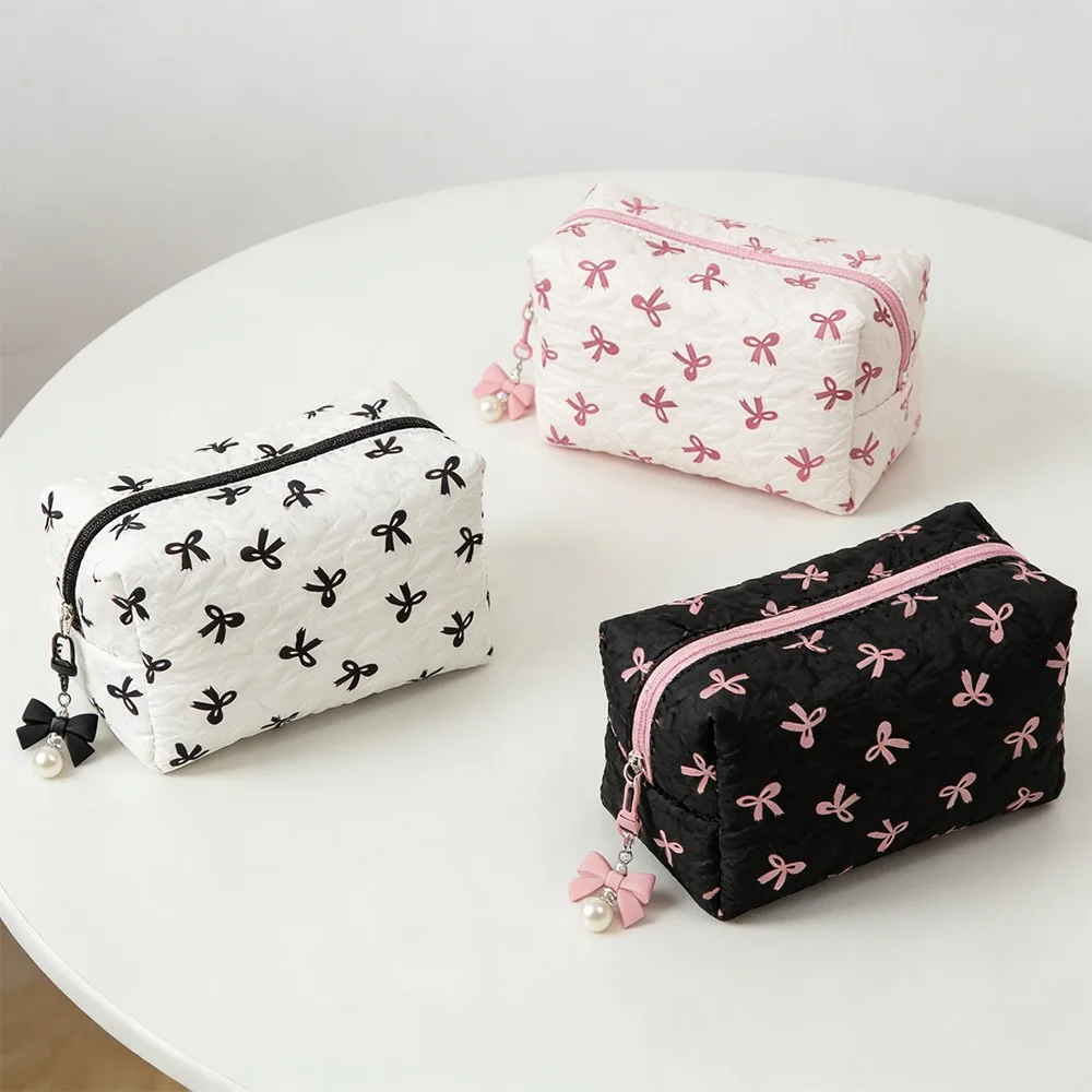 Women's Travel Makeup Bag - Image 1